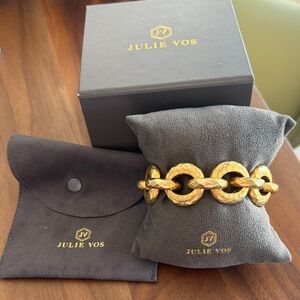 Julie Vos Hammered Gold Link Bracelet